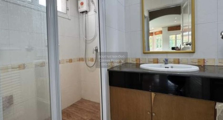For rent 3 bedrooms house in Chom Thong, Bangkok
