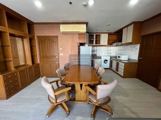 For rent 3 bedrooms condo in Ratchathewi, Bangkok