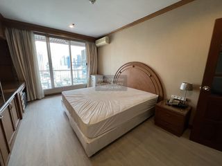 For rent 3 bedrooms condo in Ratchathewi, Bangkok