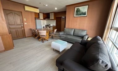 For rent 3 bedrooms condo in Ratchathewi, Bangkok