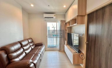 For rent 3 bedrooms condo in Thon Buri, Bangkok