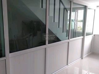 出租 2 卧室 联排别墅 在 Bang Sao Thong, Samut Prakan