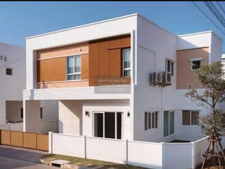 Haus zur Miete mit 4 Zimmer in Bang Phli, Samut Prakan