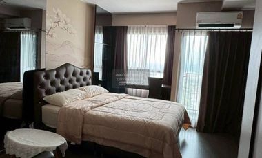 For rent 1 bed condo in Phra Khanong, Bangkok