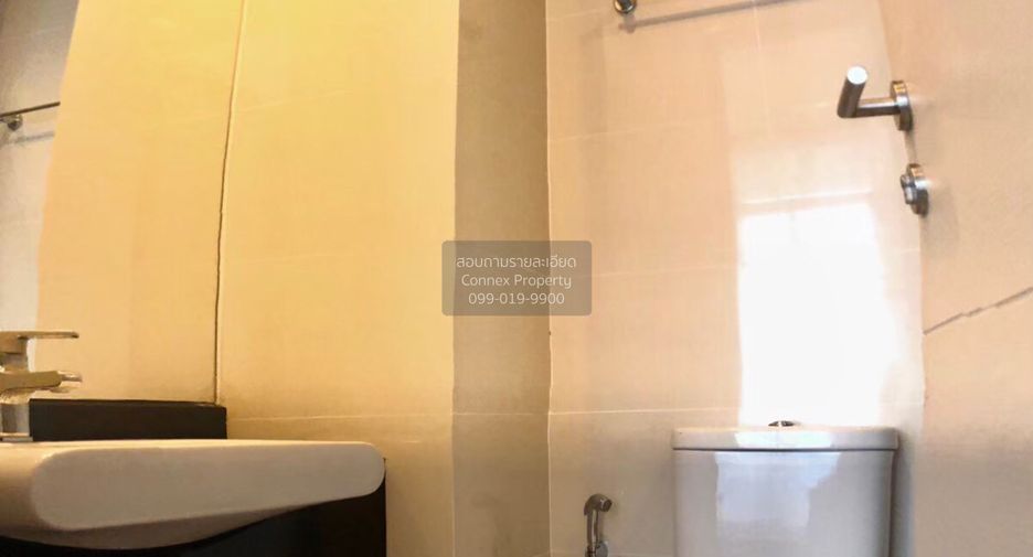 For rent 2 bedrooms condo in Ratchathewi, Bangkok