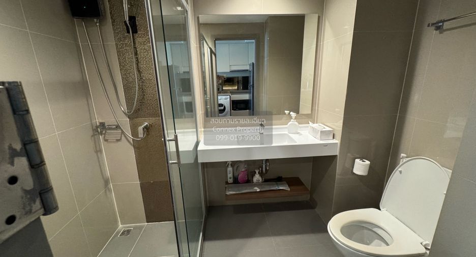 For rent 2 bedrooms condo in Phra Khanong, Bangkok