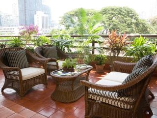 For rent 4 bedrooms apartment in Khlong Toei, Bangkok