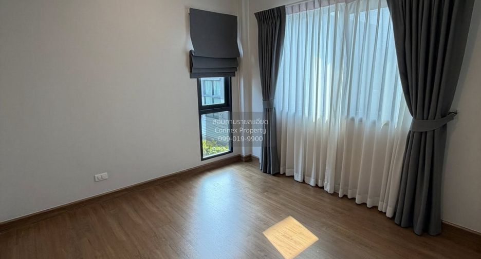 Casa en alquiler de 3 habitaciones en Bang Phli, Samut Prakan