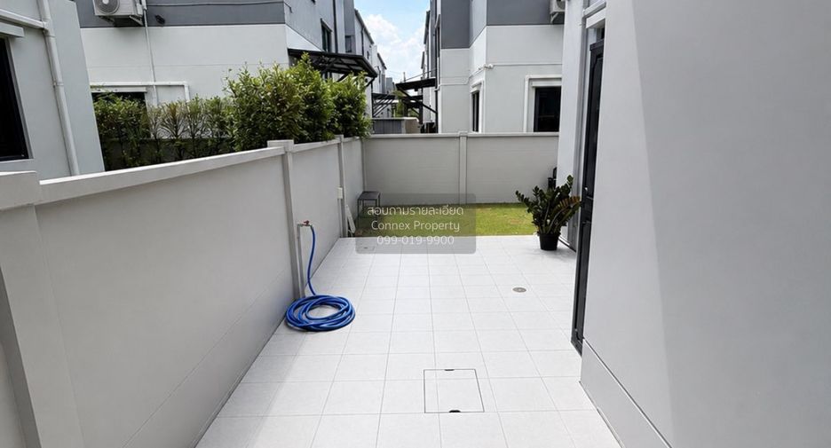 Casa en alquiler de 3 habitaciones en Bang Phli, Samut Prakan