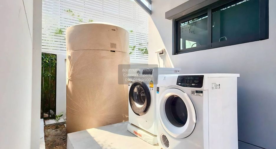 Haus zur Miete mit 4 Zimmer in Bang Phli, Samut Prakan