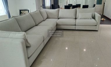 Condo en alquiler de 3 habitaciones en Watthana, Bangkok