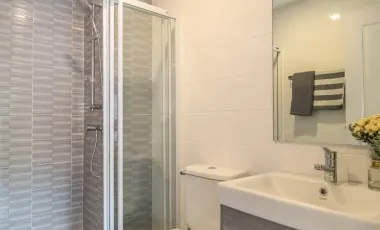 Wohnung zum Kauf mit 1 Zimmer in Mueang Samut Prakan, Samut Prakan