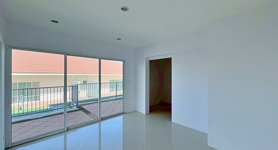 For sale 2 bedrooms condo in South Pattaya, Pattaya