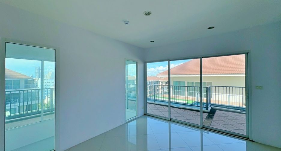 For sale 2 bedrooms condo in South Pattaya, Pattaya