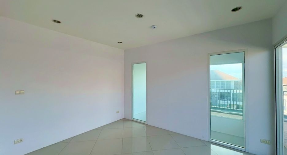 For sale 2 bedrooms condo in South Pattaya, Pattaya