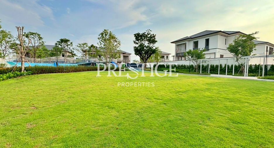 For rent 4 bedrooms house in East Pattaya, Pattaya