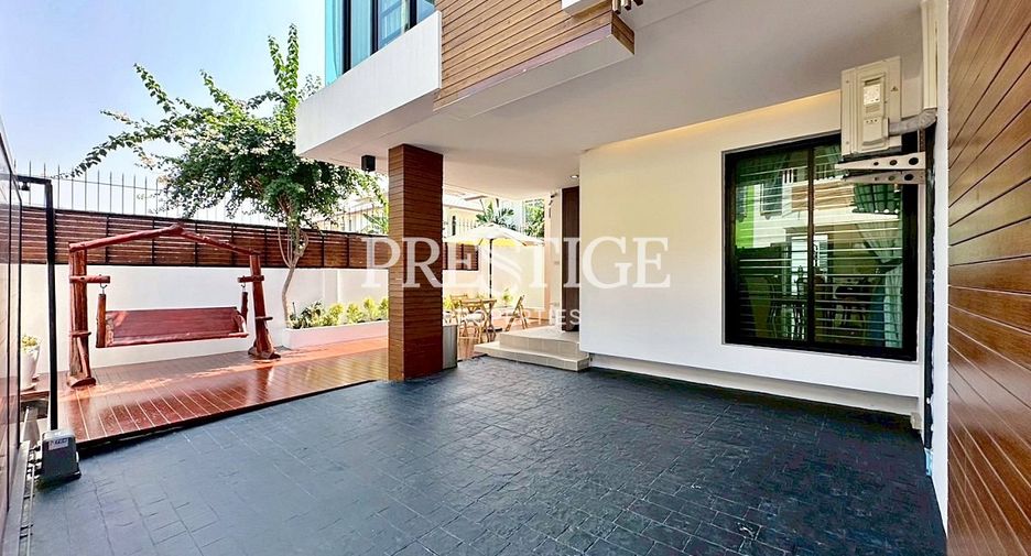 For rent 4 bedrooms house in East Pattaya, Pattaya