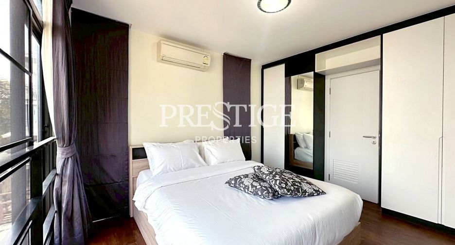 For rent 4 bedrooms house in East Pattaya, Pattaya
