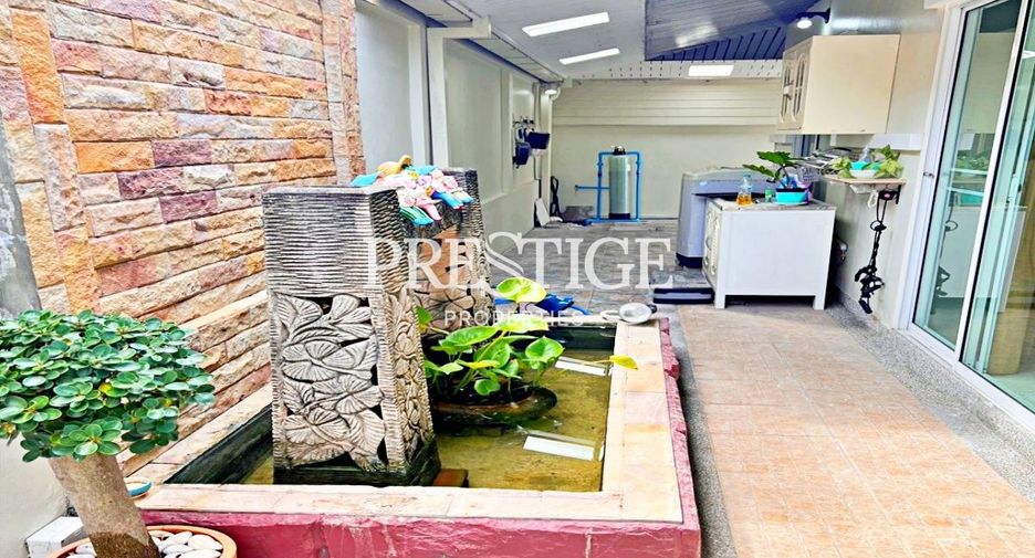 For rent 3 bedrooms house in East Pattaya, Pattaya