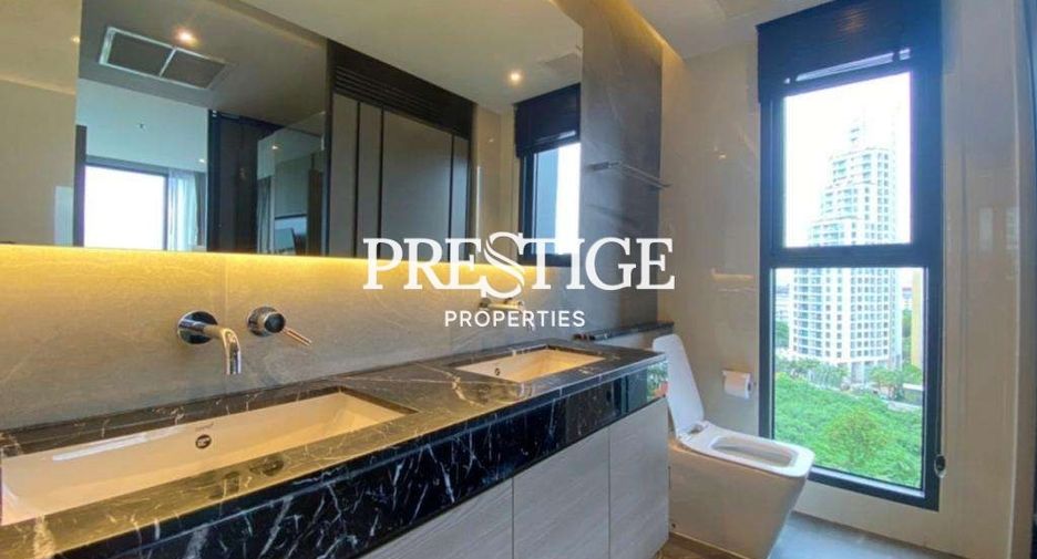 For rent 3 ベッドルーム condo in Pratumnak, Pattaya