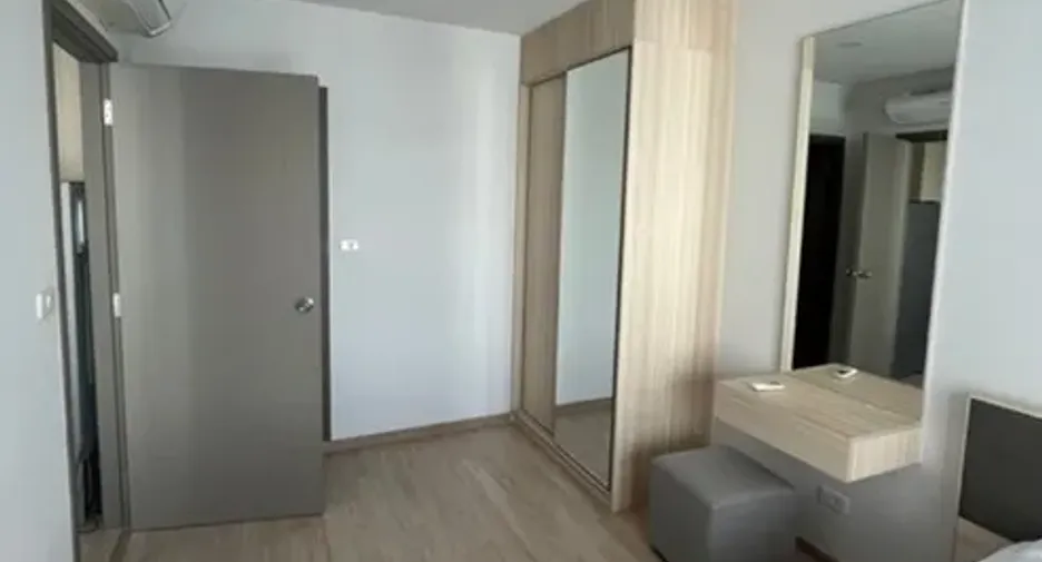 Condo en alquiler de 1 habitaciones en Bang Na, Bangkok