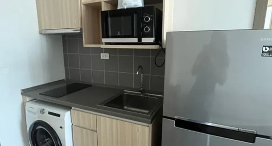 Condo en alquiler de 1 habitaciones en Bang Na, Bangkok