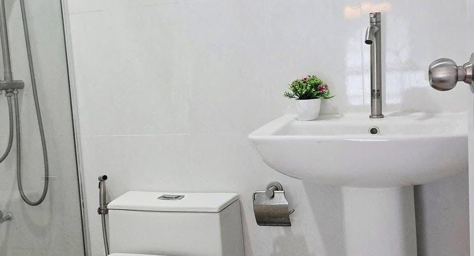 For rent 4 bedrooms house in San Sai, Chiang Mai