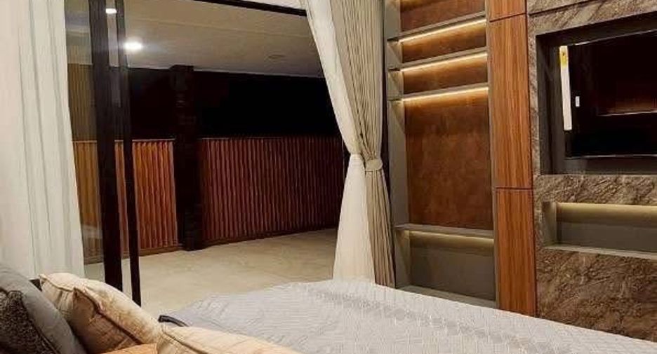 For sale and for rent 4 bedrooms villa in Bang Lamung, Chonburi