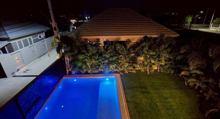 For sale and for rent 4 bedrooms villa in Bang Lamung, Chonburi