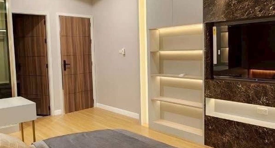 For sale and for rent 4 bedrooms villa in Bang Lamung, Chonburi