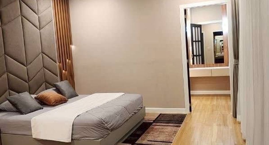 For sale and for rent 4 bedrooms villa in Bang Lamung, Chonburi