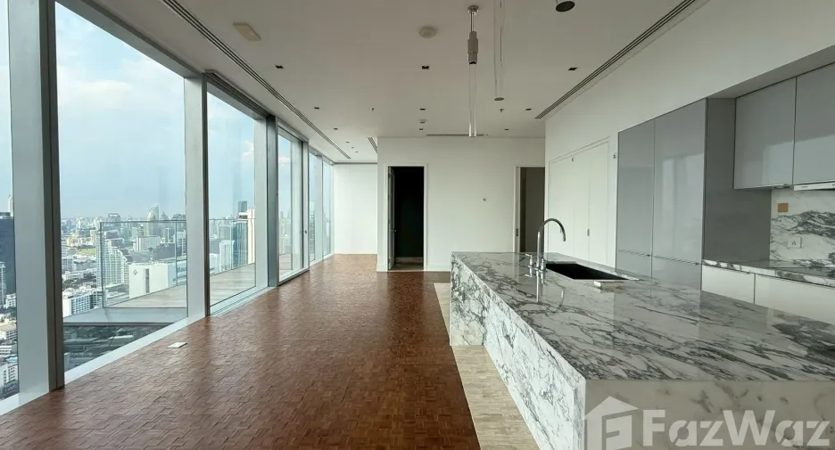 À vendre 2 chambres condo à Sathon, Bangkok