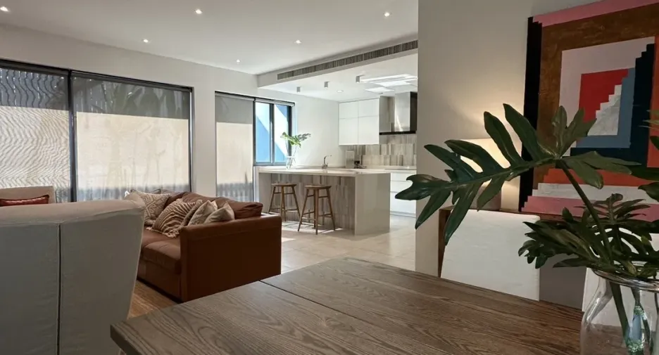 For rent 4 bedrooms villa in Watthana, Bangkok