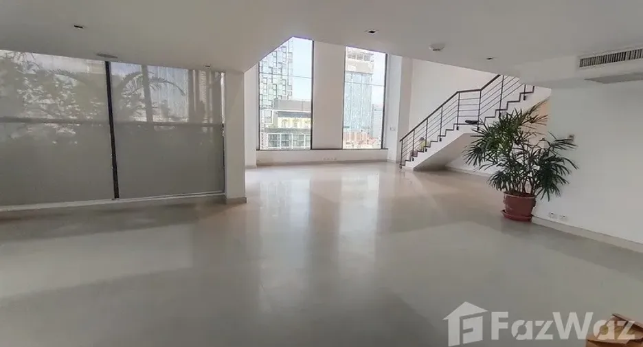 For sale 4 bedrooms condo in Pathum Wan, Bangkok