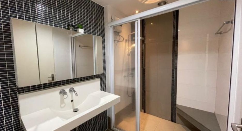 Wohnung zur Miete mit 1 Zimmer in Huai Khwang, Bangkok