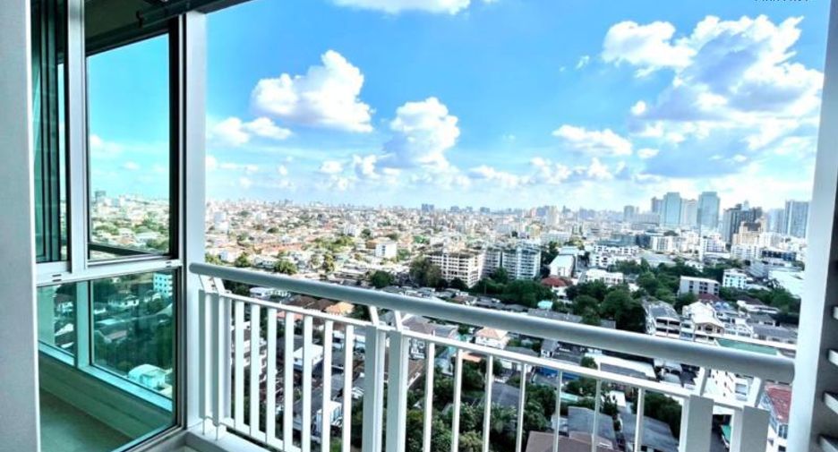Wohnung zur Miete mit 1 Zimmer in Huai Khwang, Bangkok