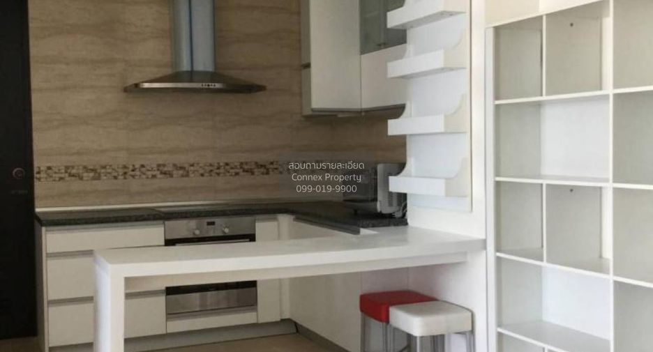 For rent 3 ベッドルーム condo in Khlong Toei, Bangkok