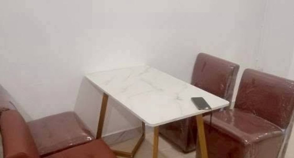 For rent 3 bedrooms townhouse in Bang Kapi, Bangkok