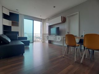 For rent 2 bedrooms condo in Phra Khanong, Bangkok