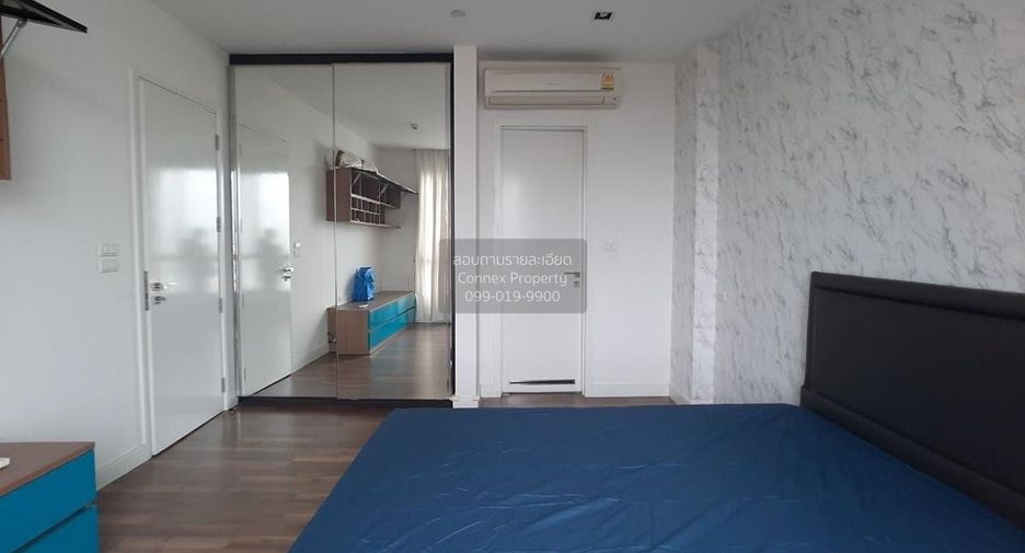 For rent 2 bedrooms condo in Phra Khanong, Bangkok