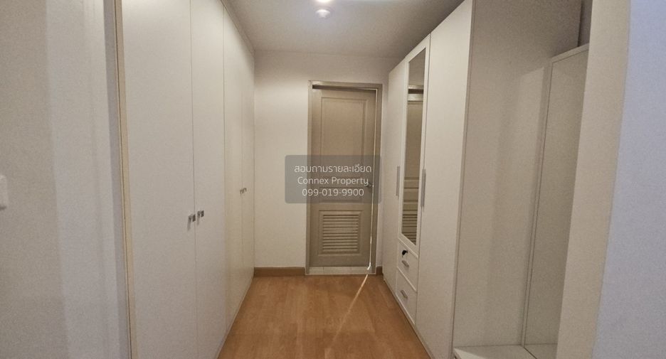 Wohnung zur Miete mit 3 Zimmer in Yan Nawa, Bangkok