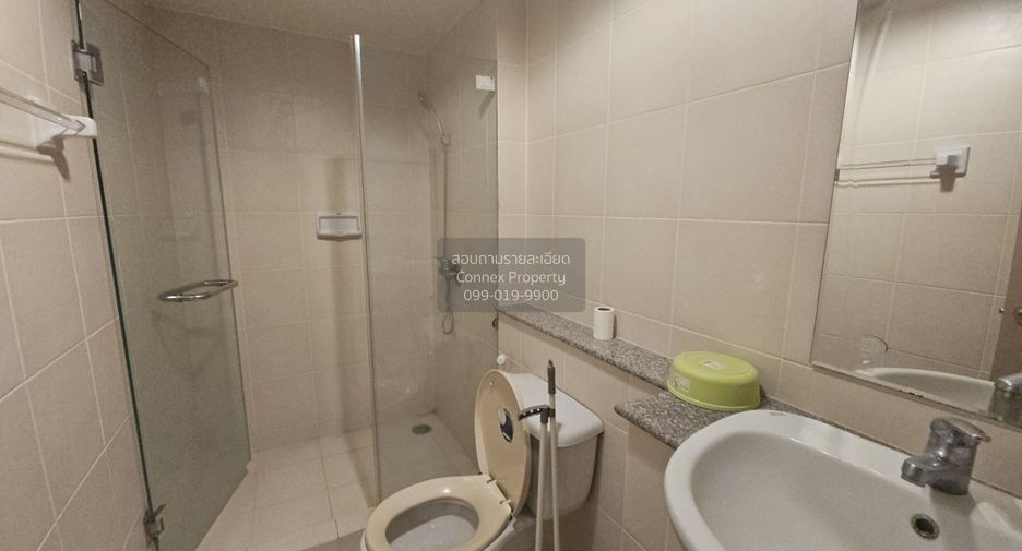 Wohnung zur Miete mit 3 Zimmer in Yan Nawa, Bangkok