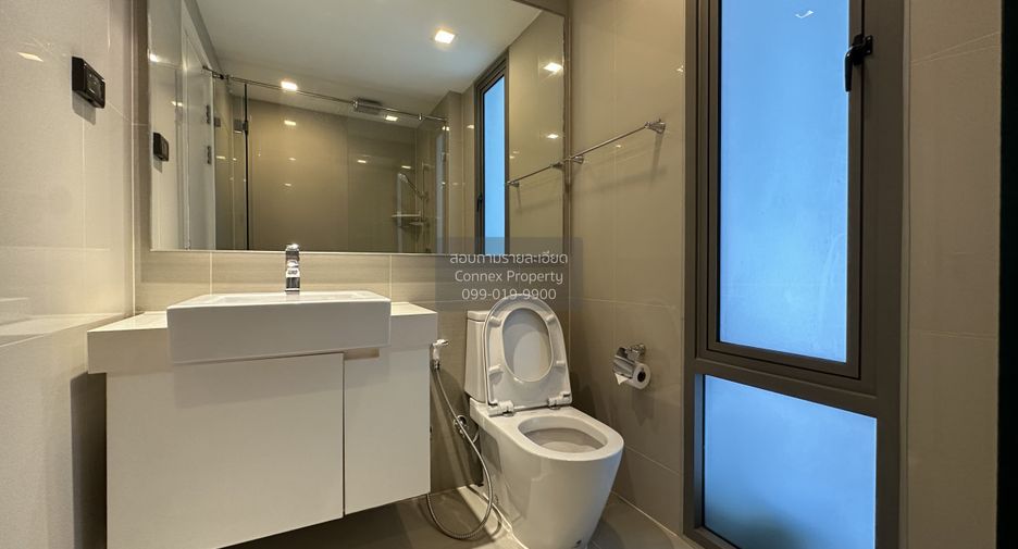 For rent 2 bedrooms condo in Yan Nawa, Bangkok