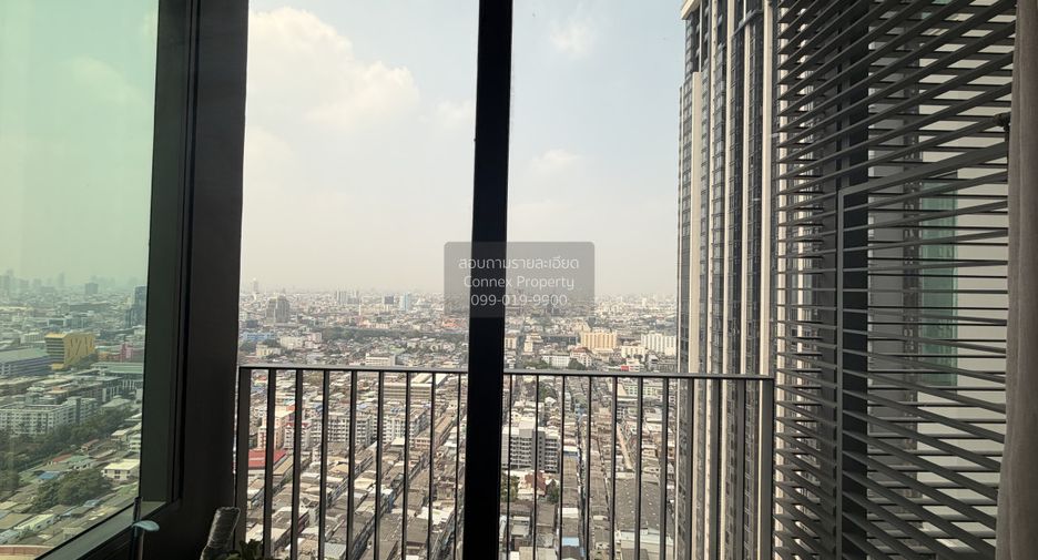 For rent 2 bedrooms condo in Pathum Wan, Bangkok