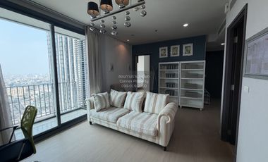 For rent 2 bedrooms condo in Pathum Wan, Bangkok