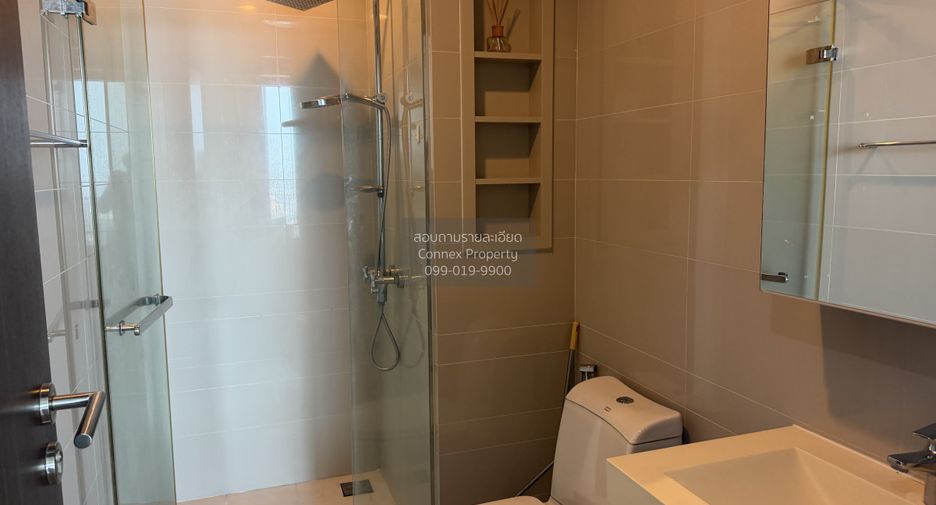 For rent 2 bedrooms condo in Pathum Wan, Bangkok