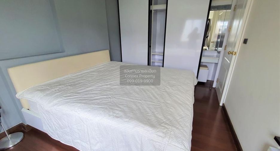 For rent 2 ベッドルーム condo in Phra Khanong, Bangkok