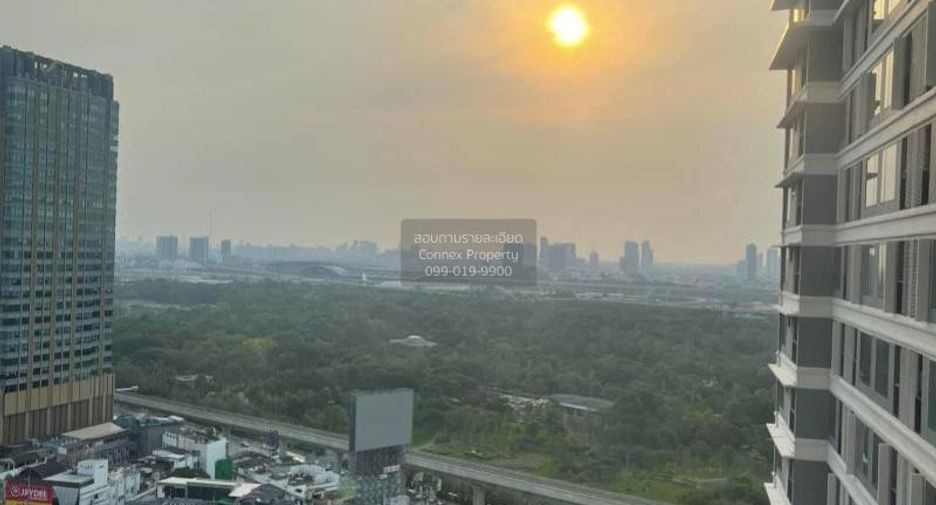 For rent 2 bedrooms condo in Chatuchak, Bangkok
