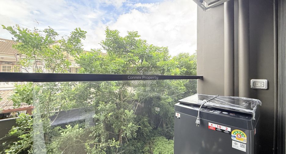 Condo en alquiler de 1 habitaciones en Phra Khanong, Bangkok
