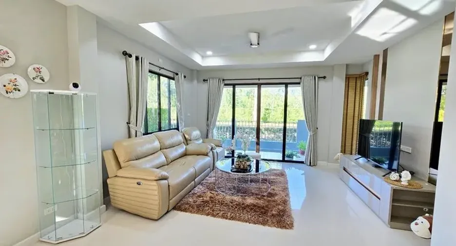 Casa en venta de 5 habitaciones en San Pa Tong, Chiang Mai